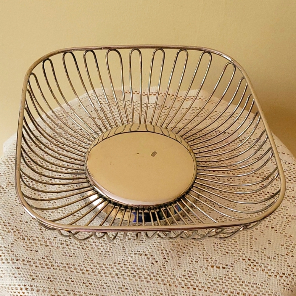 Elegance Silver Plated Fruit Basket